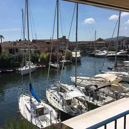 Port Apartmán *